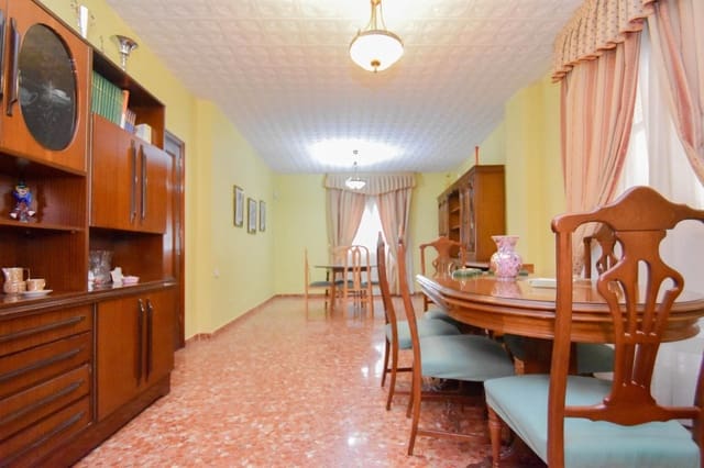 Casa de 3 habitaciones en Gabia Grande, Las Gabias en venta - 179.900 € (Ref: 9592299)