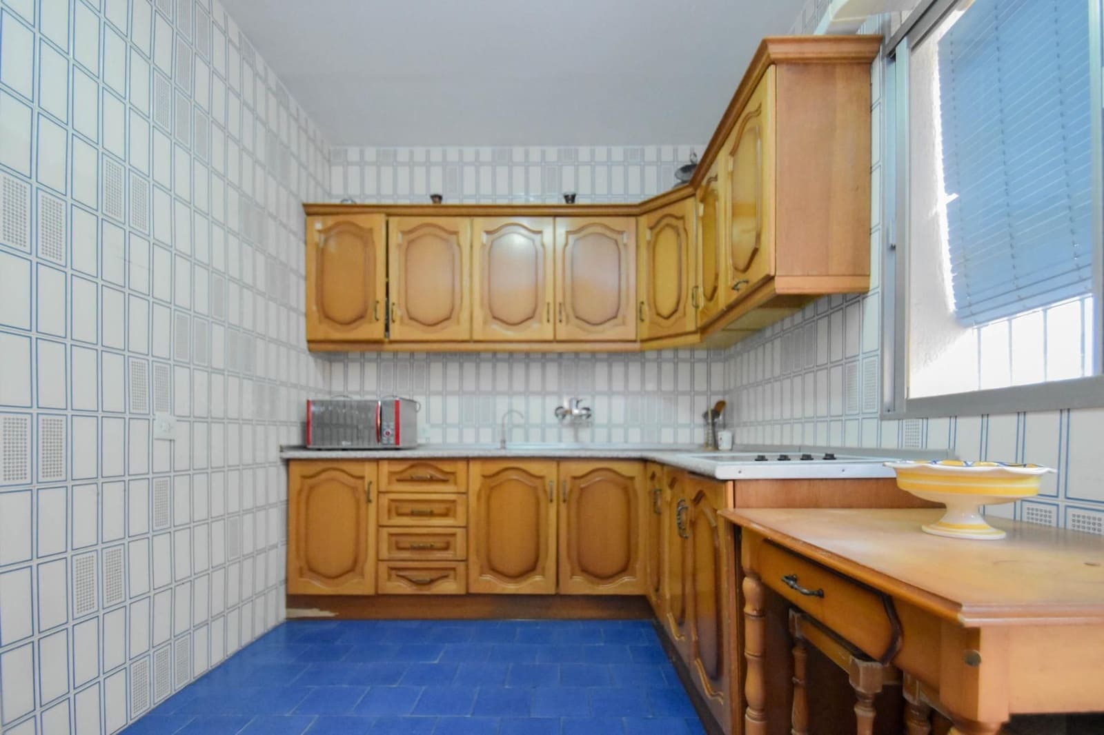 Casa de 3 habitaciones en Las Gabias en venta - 179.900 € (Ref: 9592299)