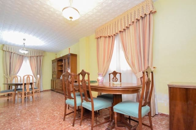 Casa de 3 habitaciones en Gabia Grande, Las Gabias en venta - 179.900 € (Ref: 9592299)