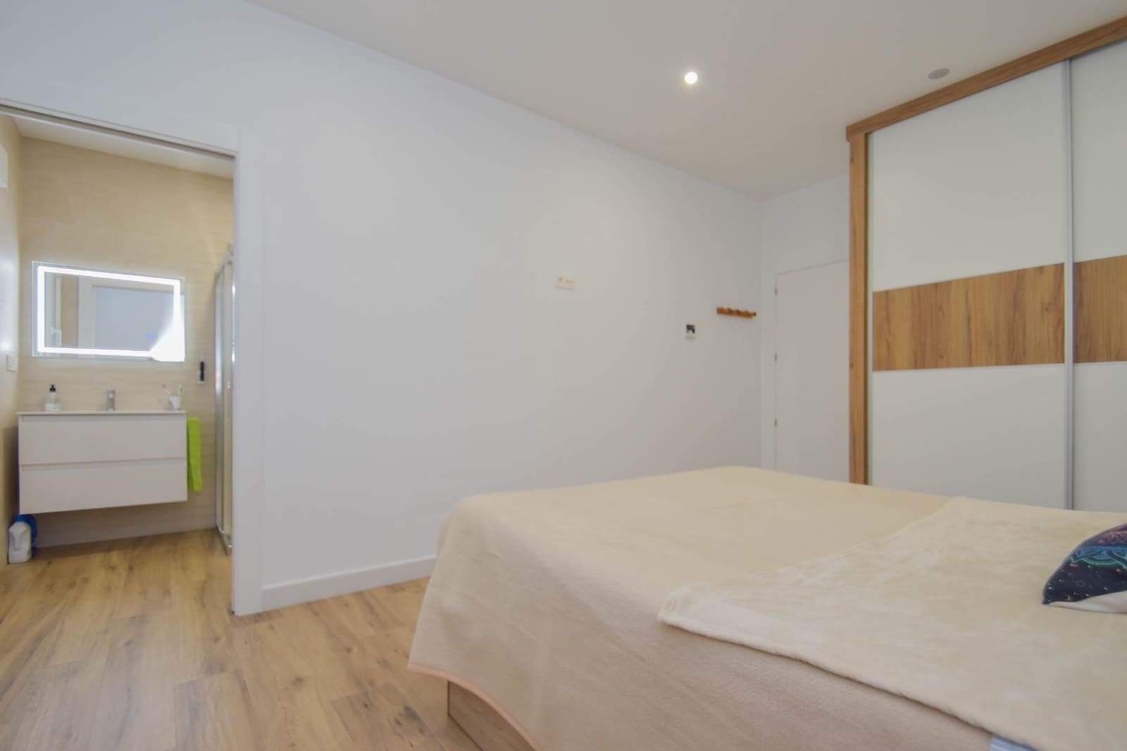 3 sypialnia Dom blizniak na sprzedaż w Churriana de la Vega z garażem - 359 899 € (Ref: 9593279)