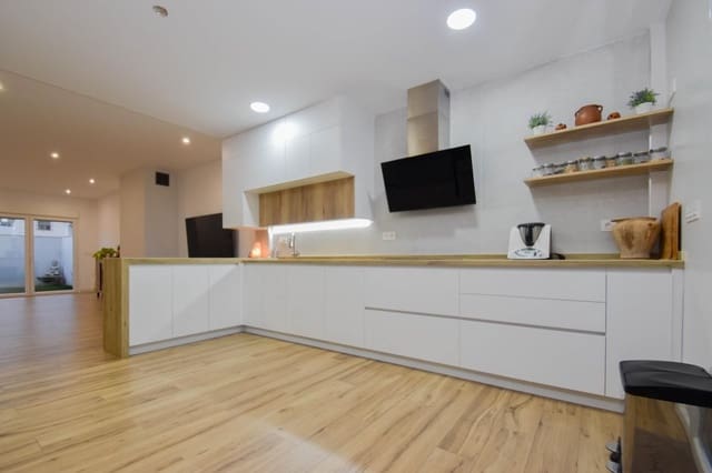 3 sypialnia Dom blizniak na sprzedaż w Churriana de la Vega z garażem - 359 899 € (Ref: 9593279)