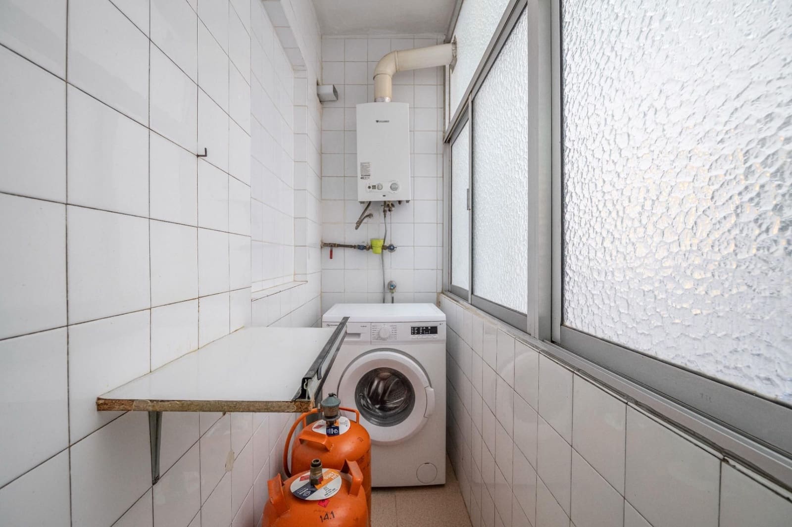 5 bedroom Flat for sale in Granada city - € 380,000 (Ref: 9618158)