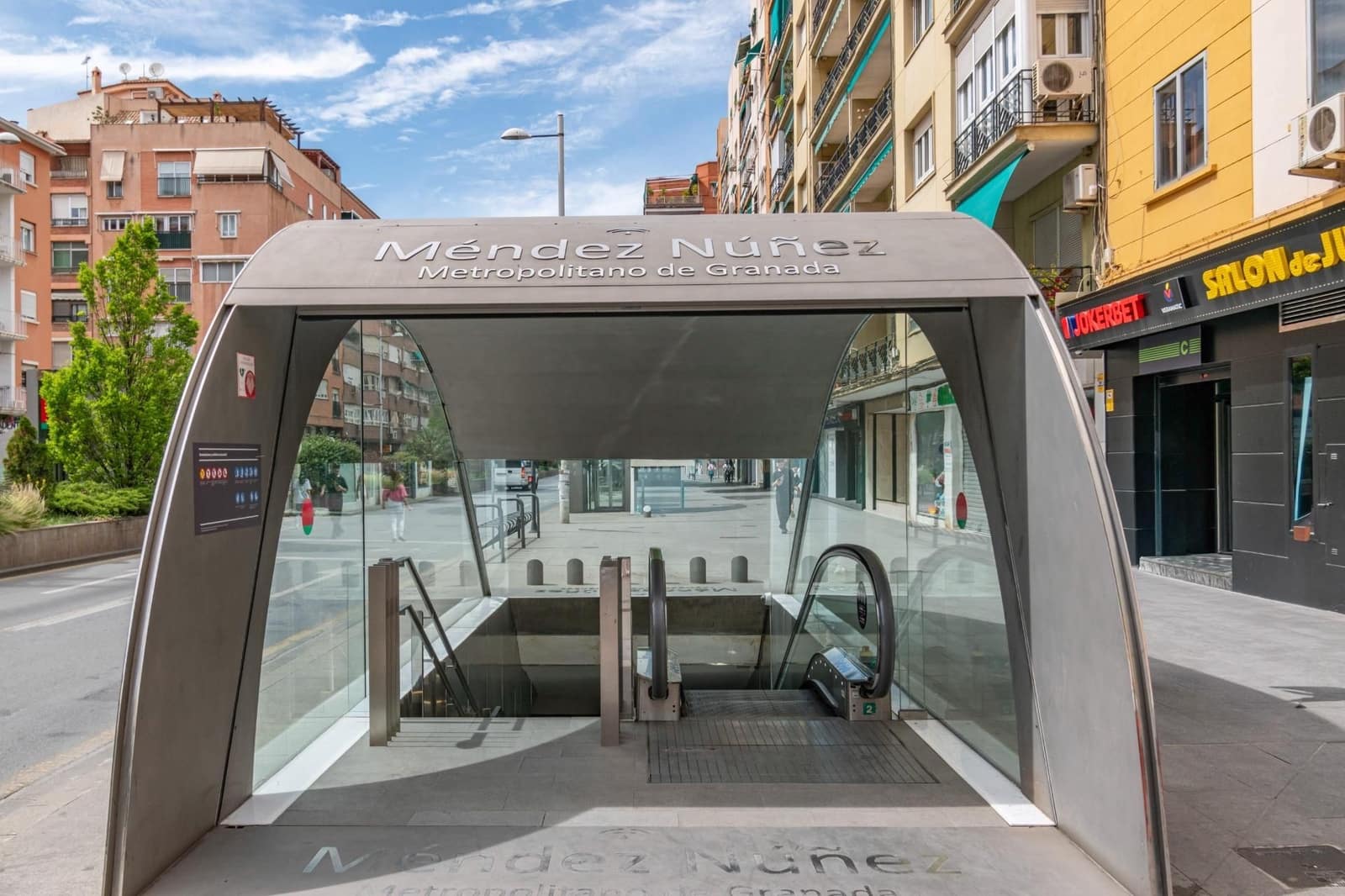 5 bedroom Flat for sale in Granada city - € 380,000 (Ref: 9618158)