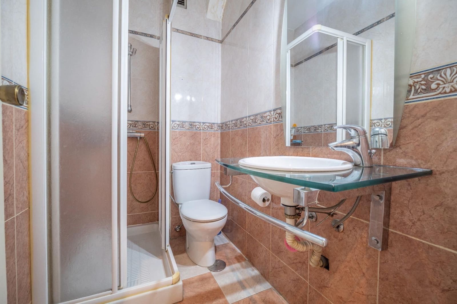 5 bedroom Flat for sale in Granada city - € 380,000 (Ref: 9618158)