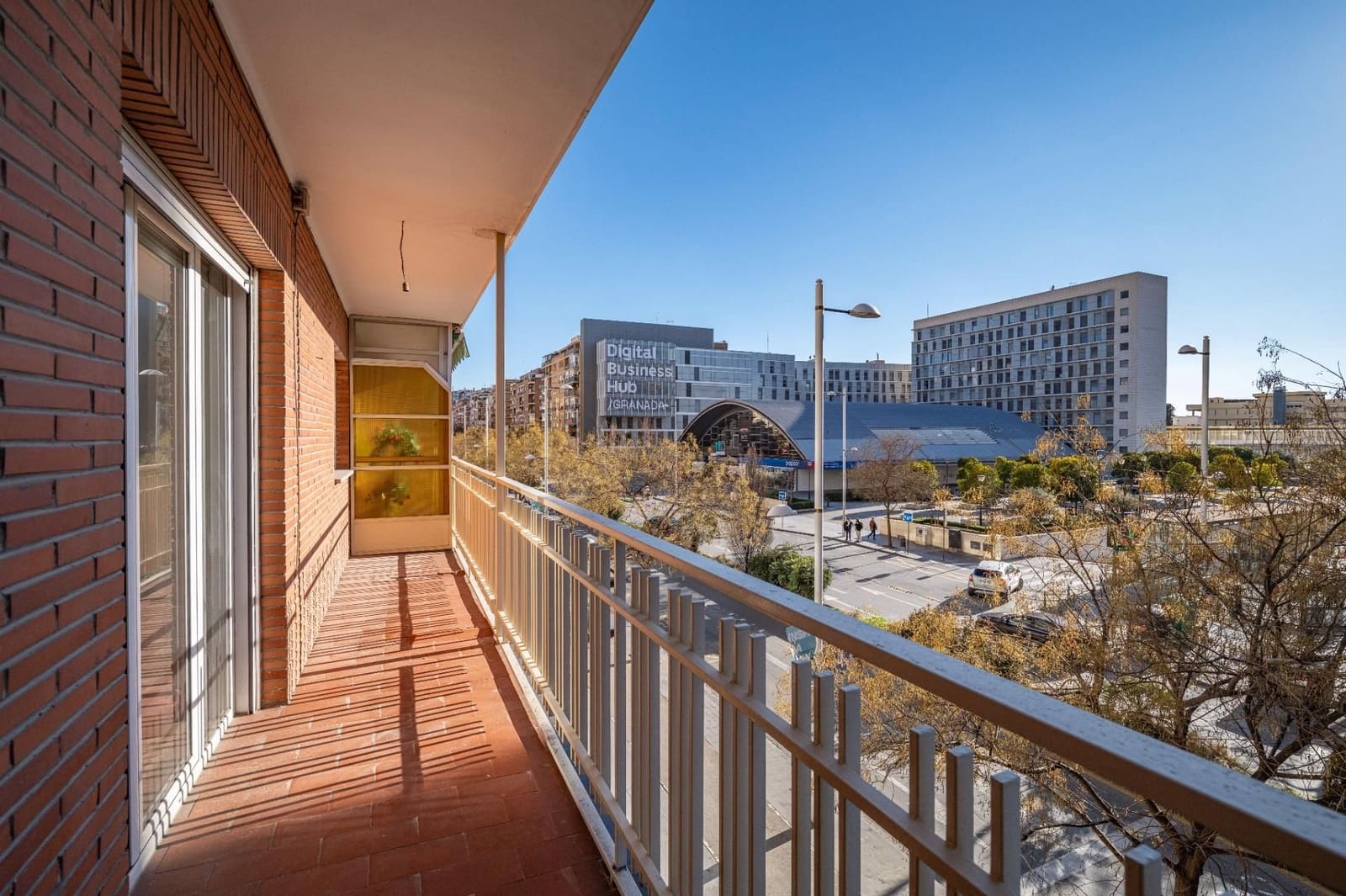 5 bedroom Flat for sale in Granada city - € 380,000 (Ref: 9618158)