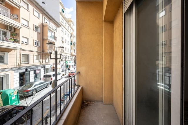 4 soveværelse Lejlighed til salg i Figares, Granada by - € 330.000 (Ref: 9618748)