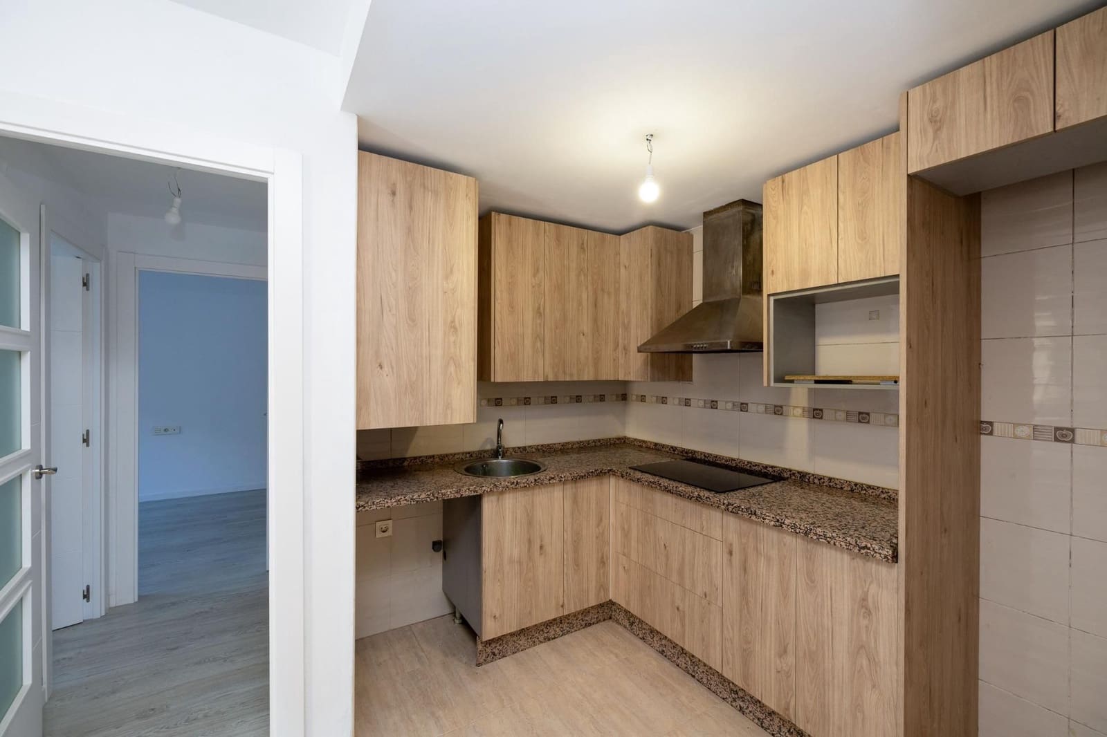 2 soveværelse Lejlighed til salg i Atarfe med garage - € 150.000 (Ref: 9624320)