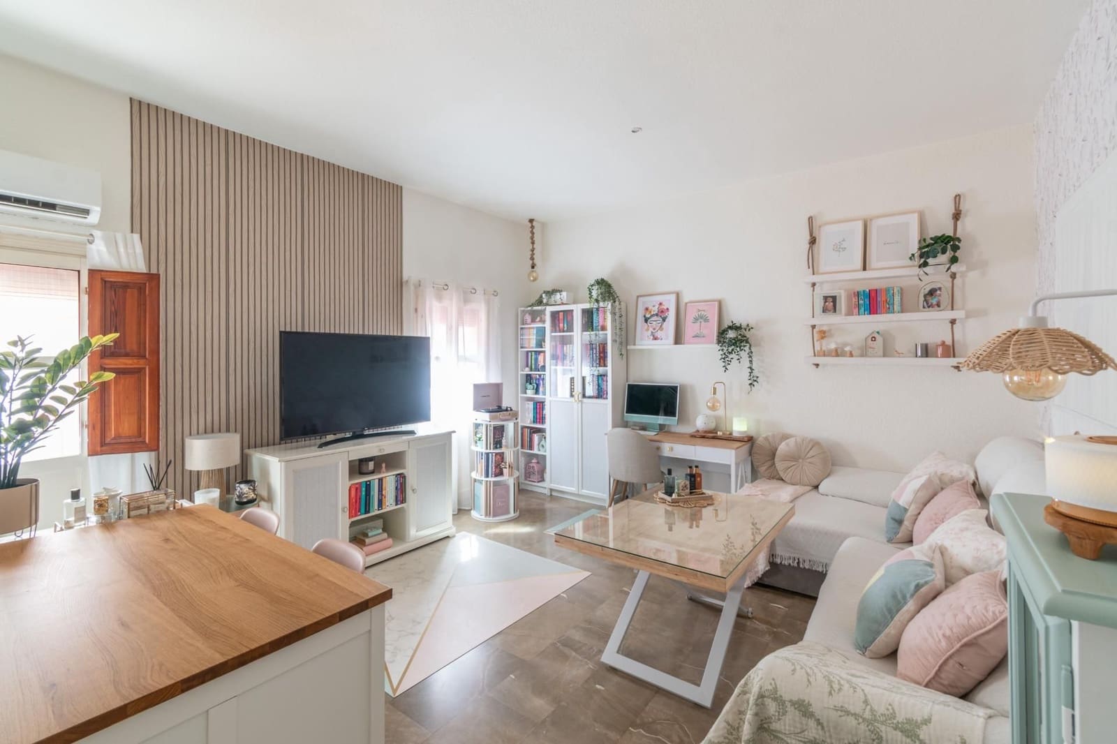 2 soveværelse Lejlighed til salg i Granada by - € 280.000 (Ref: 9626413)