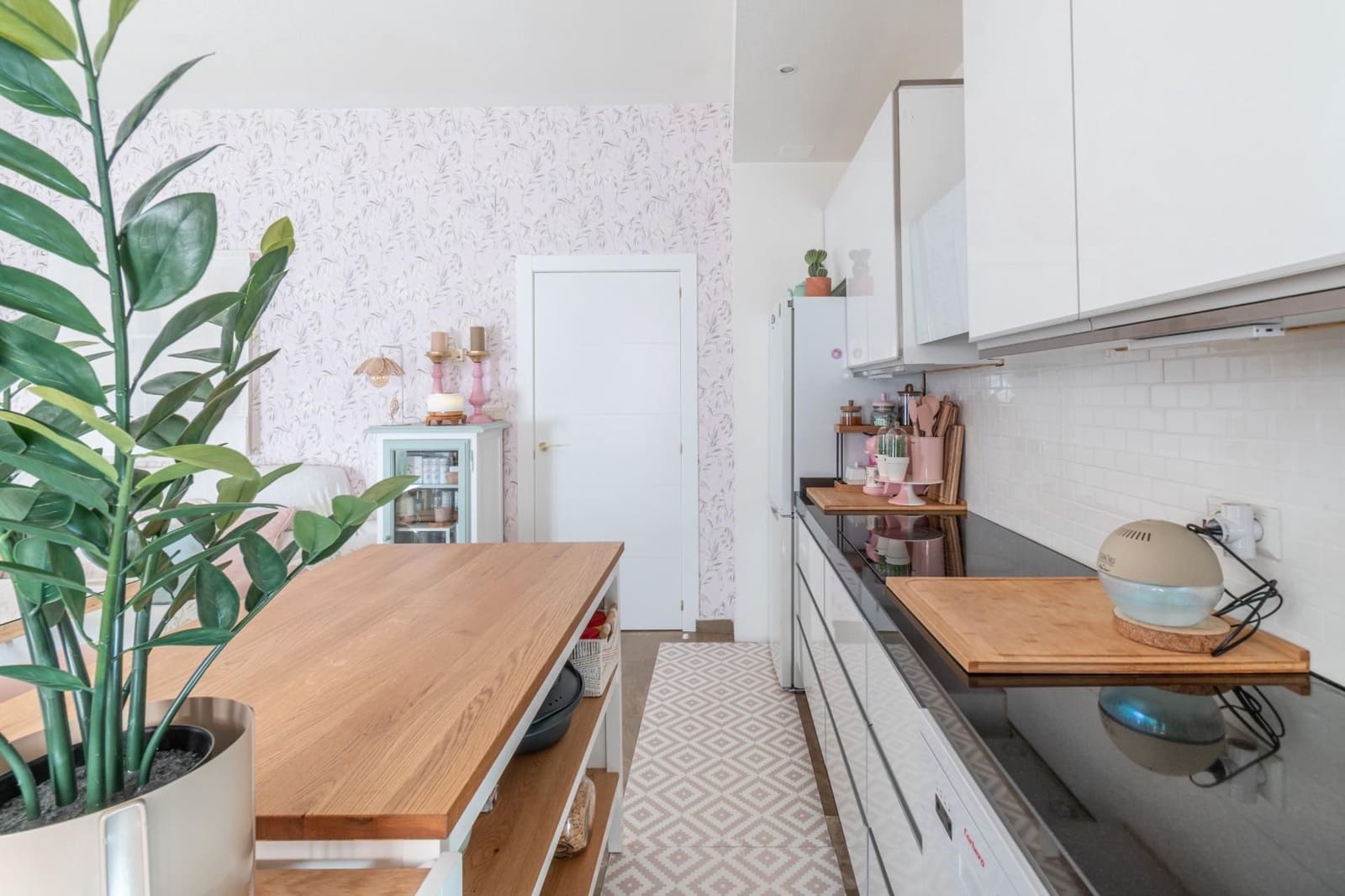 2 soveværelse Lejlighed til salg i Granada by - € 280.000 (Ref: 9626413)