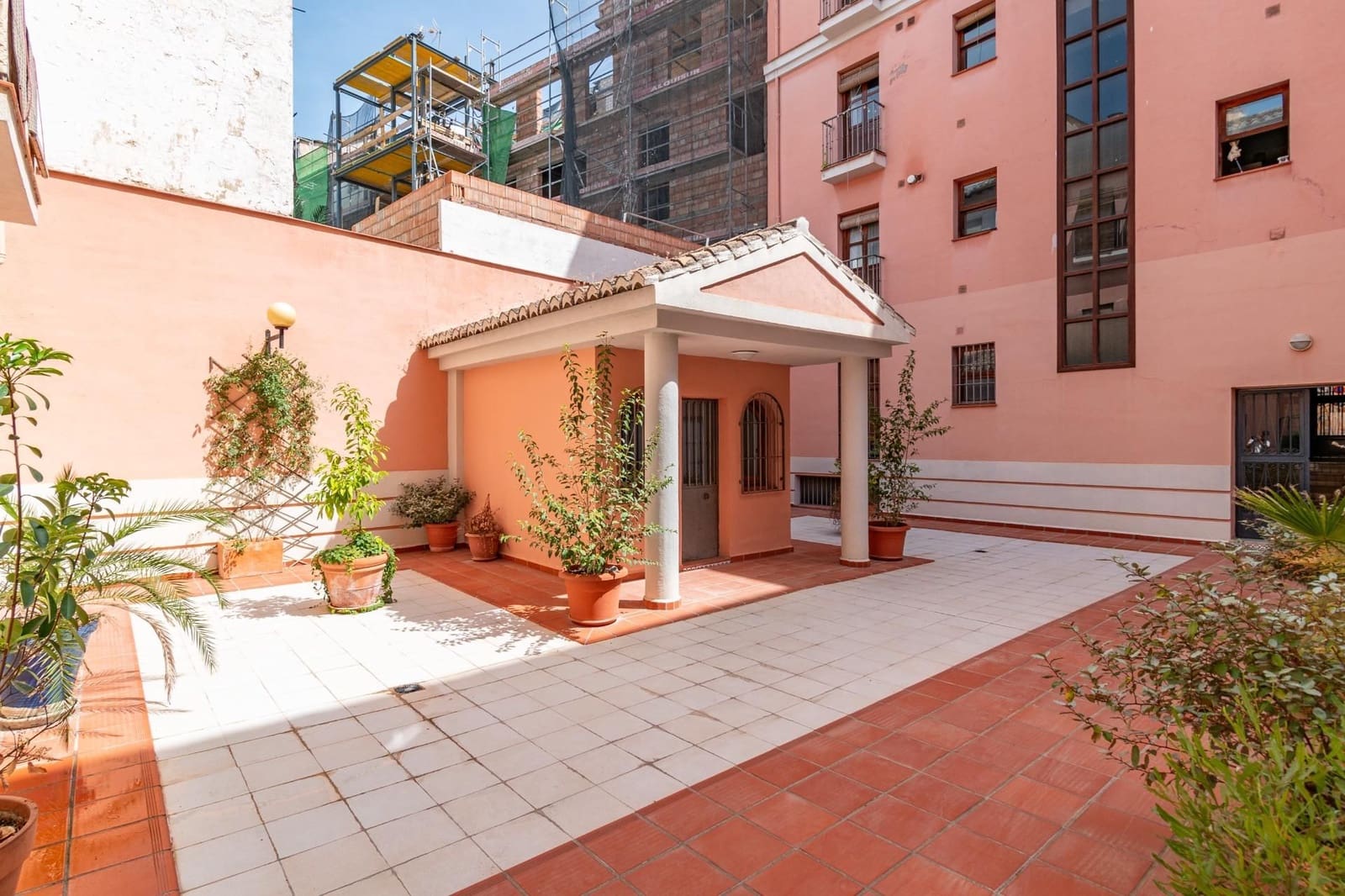 2 soveværelse Lejlighed til salg i Granada by - € 280.000 (Ref: 9626413)