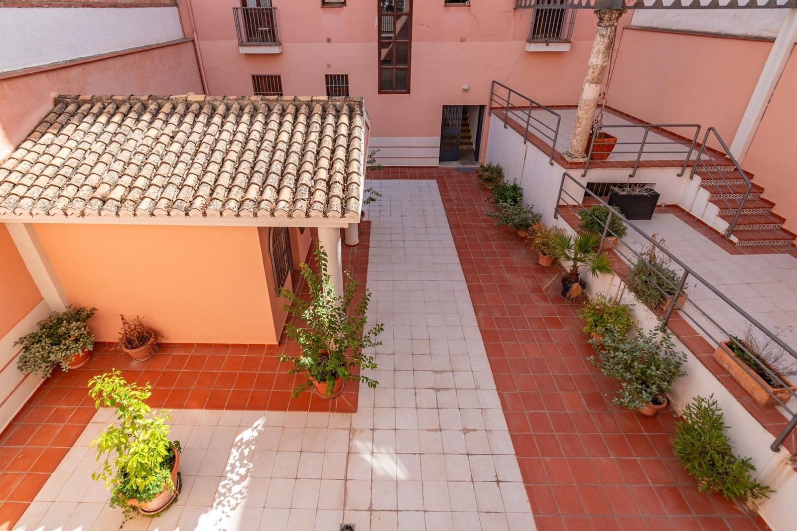 2 soveværelse Lejlighed til salg i Granada by - € 280.000 (Ref: 9626413)