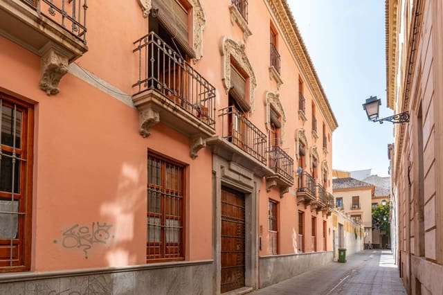 2 soveværelse Lejlighed til salg i Centro - Sagrario, Granada by - € 280.000 (Ref: 9626413)