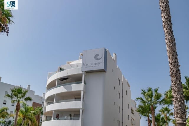 Piso de 2 habitaciones en Motril en venta con piscina garaje - 360.000 € (Ref: 9637293)