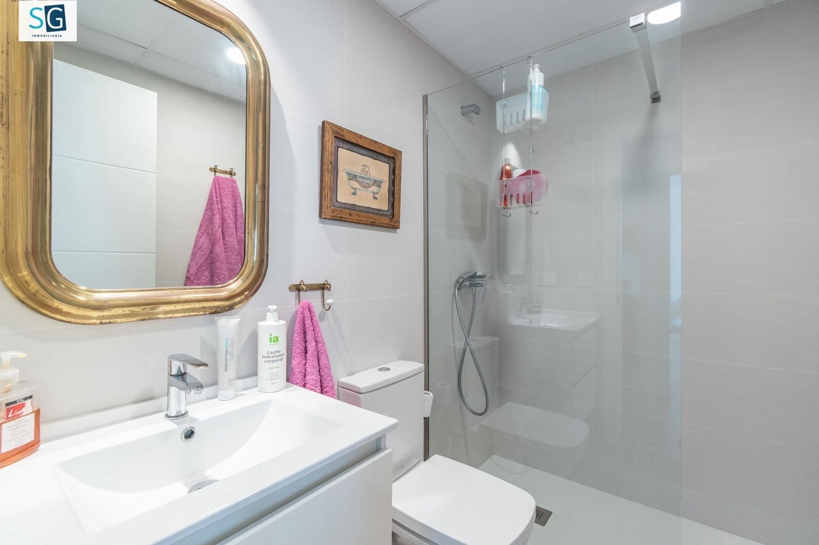 2 soverom Leilighet til salgs i Motril med svømmebasseng garasje - € 360 000 (Ref: 9637293)