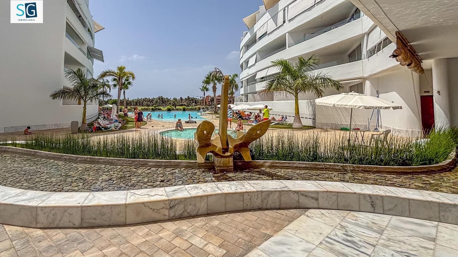 2 soverom Leilighet til salgs i Motril med svømmebasseng garasje - € 360 000 (Ref: 9637293)