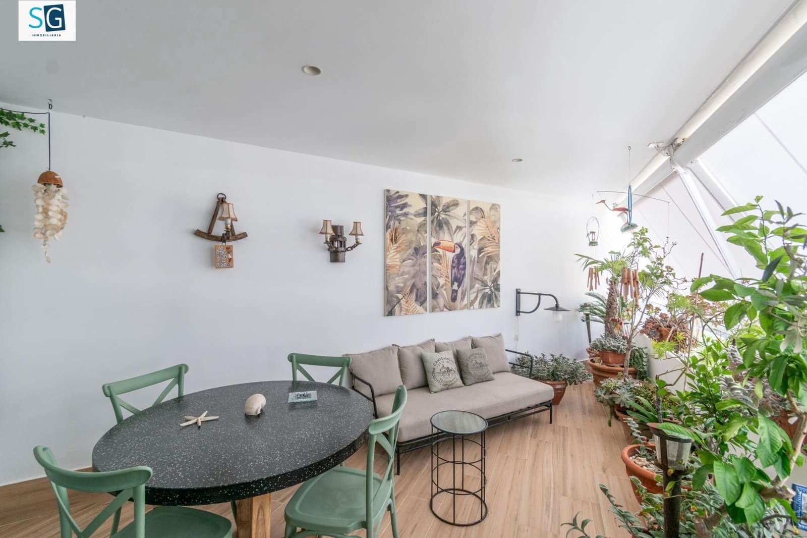 2 soverom Leilighet til salgs i Motril med svømmebasseng garasje - € 360 000 (Ref: 9637293)