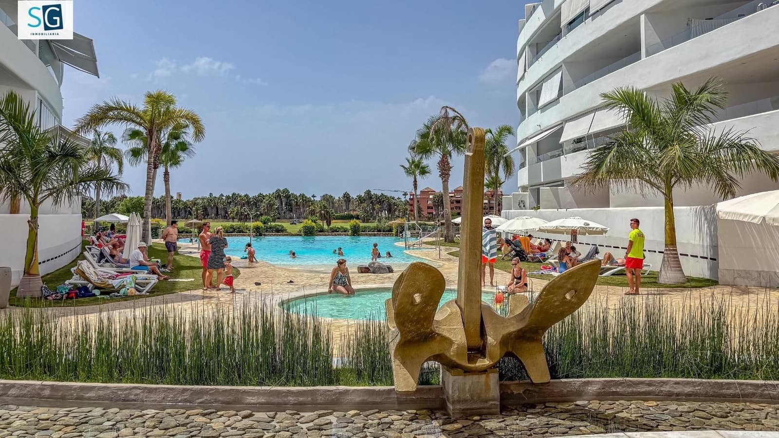 2 soverom Leilighet til salgs i Motril med svømmebasseng garasje - € 360 000 (Ref: 9637293)