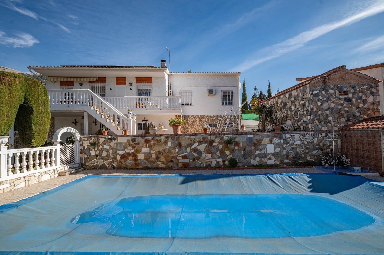 5 sovrum Villa till salu i Alfacar med pool garage - 290 000 € (Ref: 9640660)