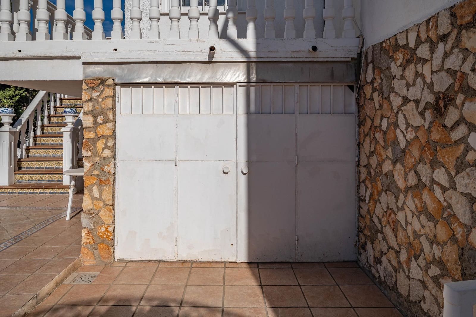 5 sovrum Villa till salu i Alfacar med pool garage - 290 000 € (Ref: 9640660)