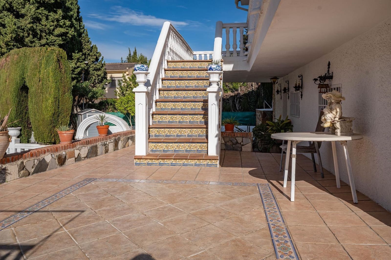 5 sovrum Villa till salu i Alfacar med pool garage - 290 000 € (Ref: 9640660)