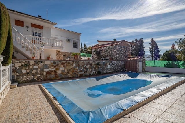 5 sovrum Villa till salu i Alfacar med pool garage - 290 000 € (Ref: 9640660)