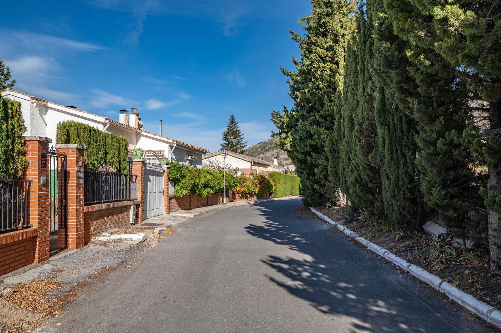 5 sovrum Villa till salu i Alfacar med pool garage - 290 000 € (Ref: 9640660)