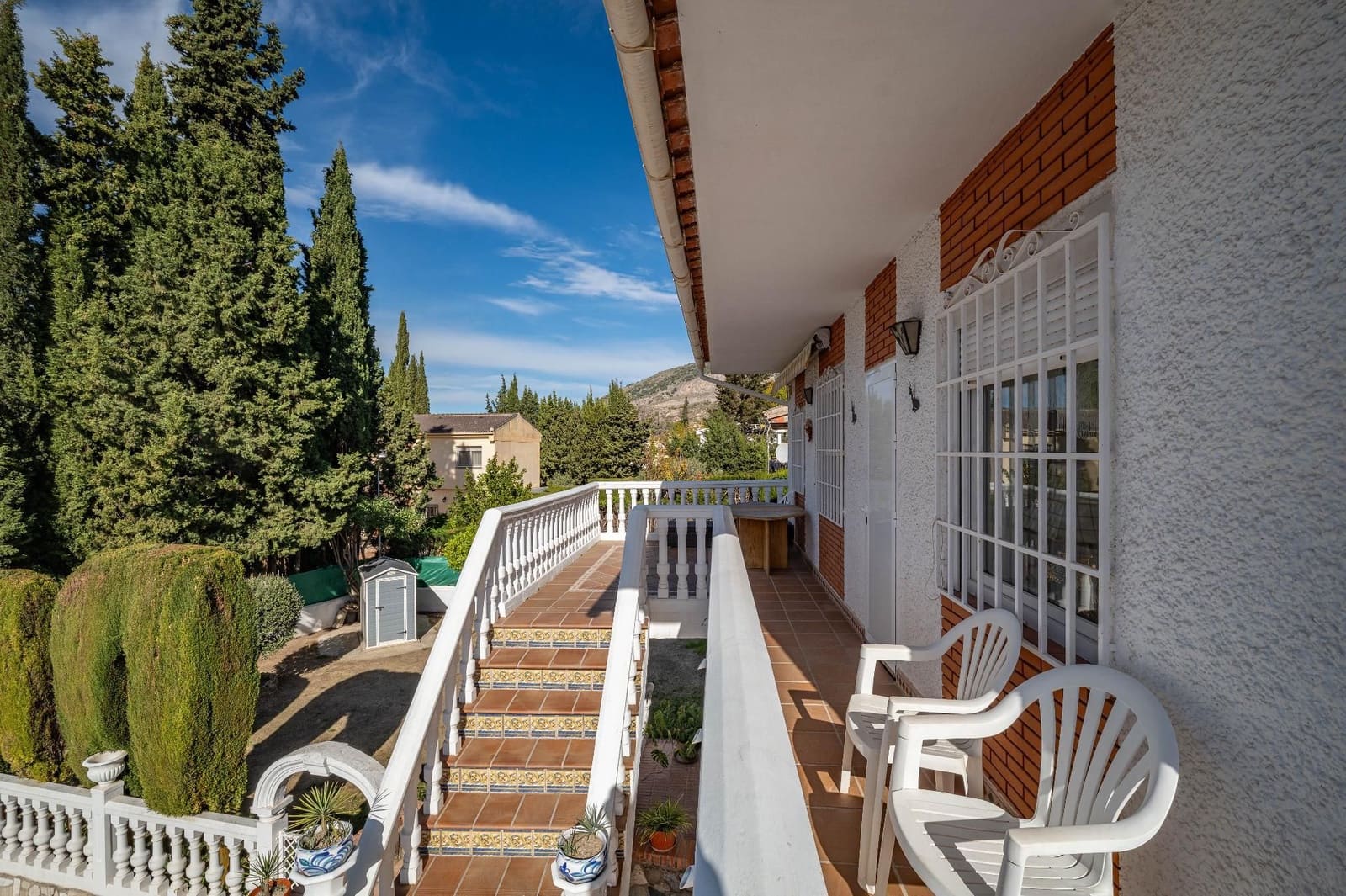 5 sovrum Villa till salu i Alfacar med pool garage - 290 000 € (Ref: 9640660)