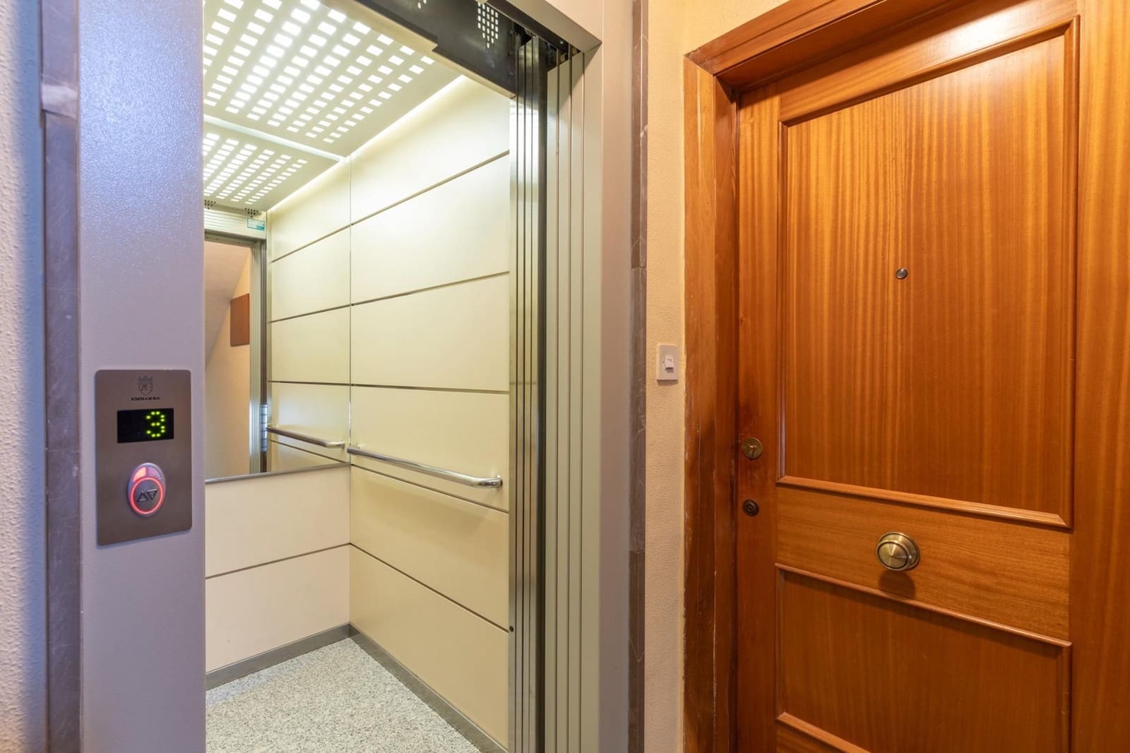 Apartamento de 1 habitación en Granada ciudad en venta - 187.000 € (Ref: 9640661)