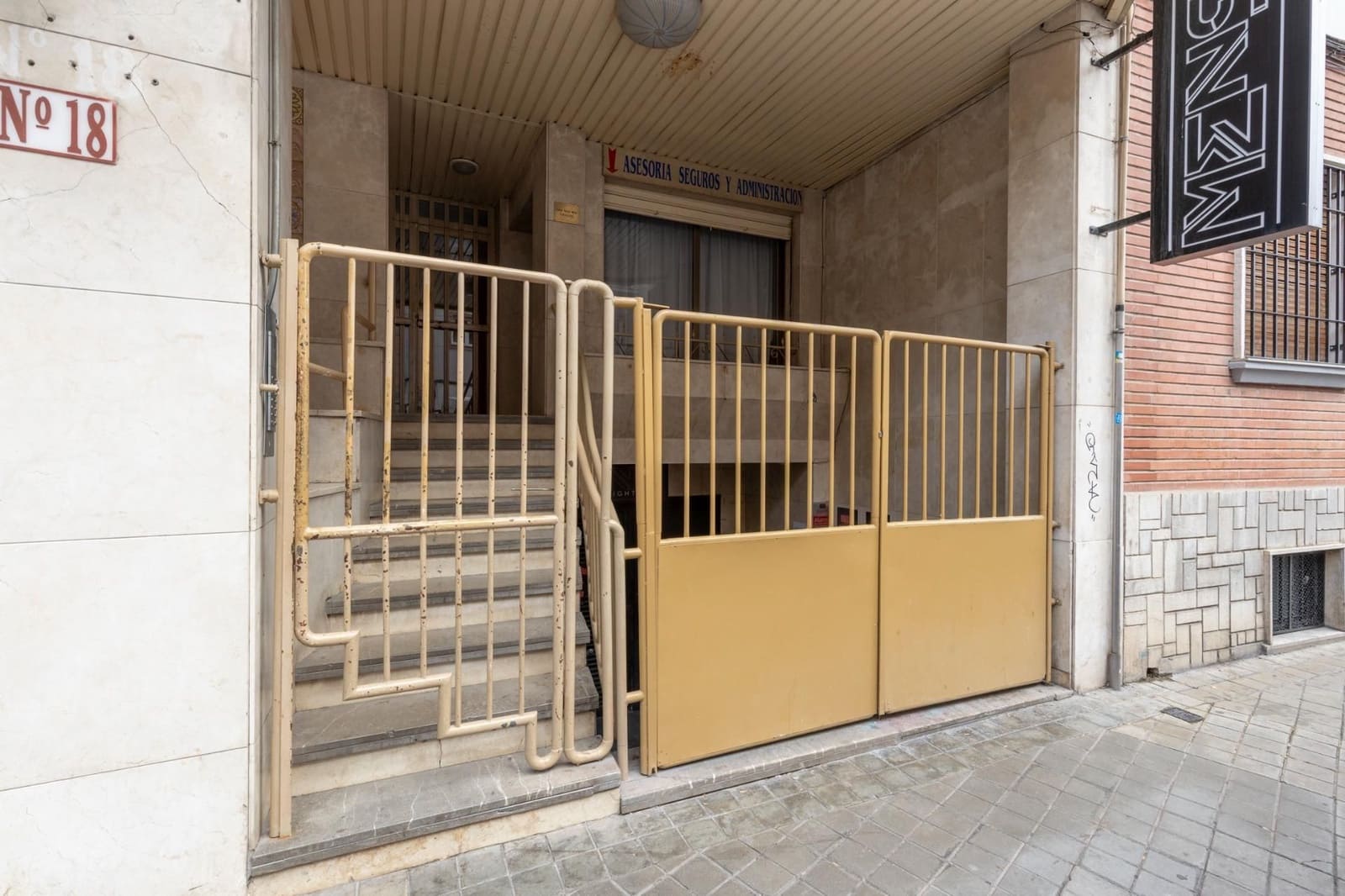 Apartamento de 1 habitación en Granada ciudad en venta - 187.000 € (Ref: 9640661)