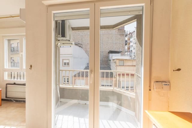 1 makuuhuone Huoneisto myytävänä paikassa Camino de Ronda - Rosaleda, Granada kaupunki - 187 000 € (Ref: 9640661)