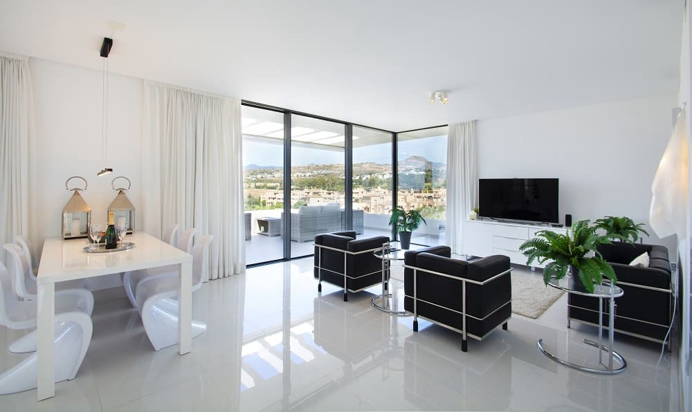 3 bedroom Apartment for sale in Estepona with pool garage - € 940,000 (Ref: 6211435)