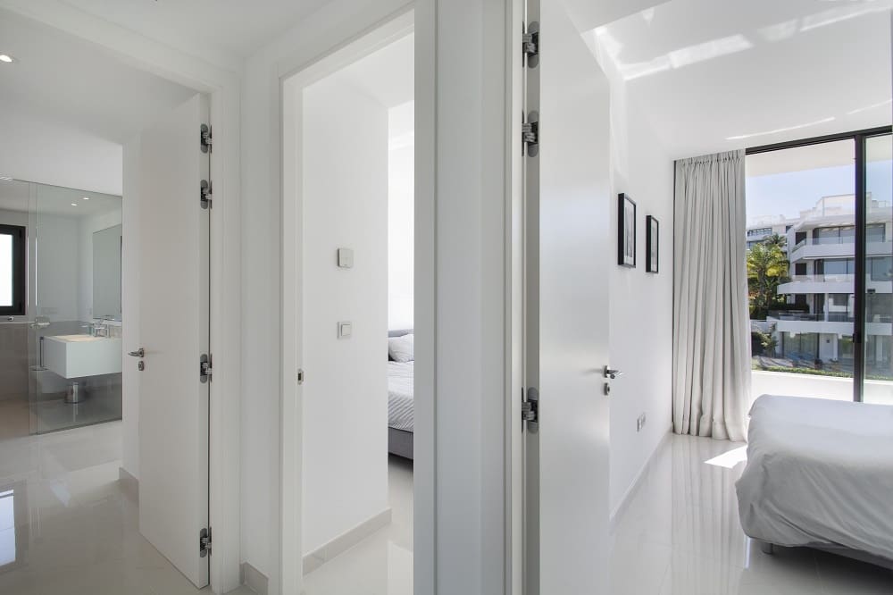 3 bedroom Apartment for sale in Estepona with pool garage - € 940,000 (Ref: 6211435)