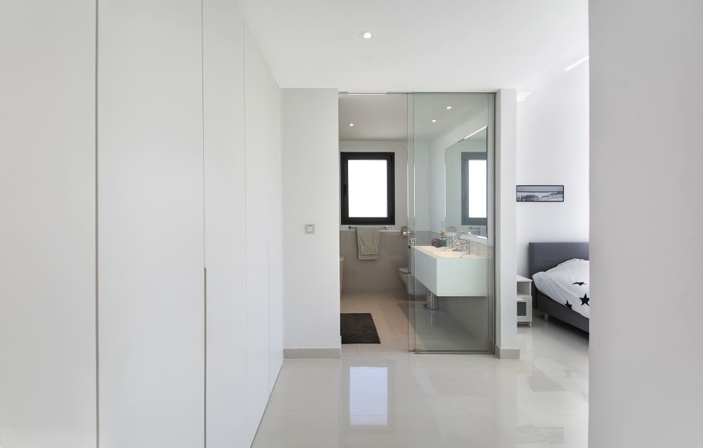 3 bedroom Apartment for sale in Estepona with pool garage - € 940,000 (Ref: 6211435)