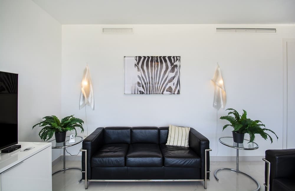 3 bedroom Apartment for sale in Estepona with pool garage - € 940,000 (Ref: 6211435)