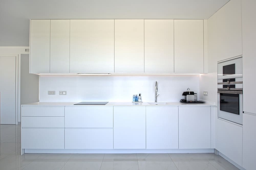 3 bedroom Apartment for sale in Estepona with pool garage - € 940,000 (Ref: 6211435)