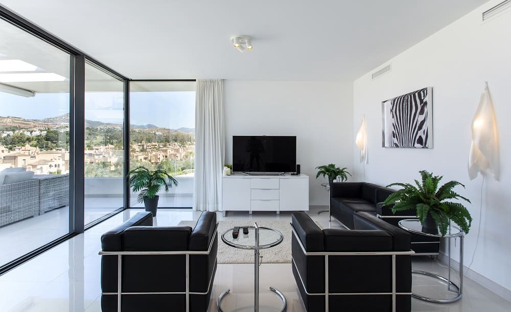 3 bedroom Apartment for sale in Estepona with pool garage - € 940,000 (Ref: 6211435)