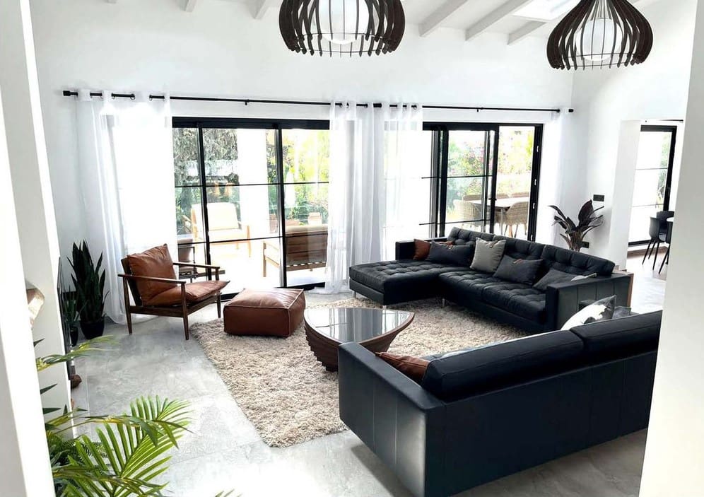 4 soveværelse Villa til salg i El Rosario med swimmingpool garage - € 2.650.000 (Ref: 7107268)