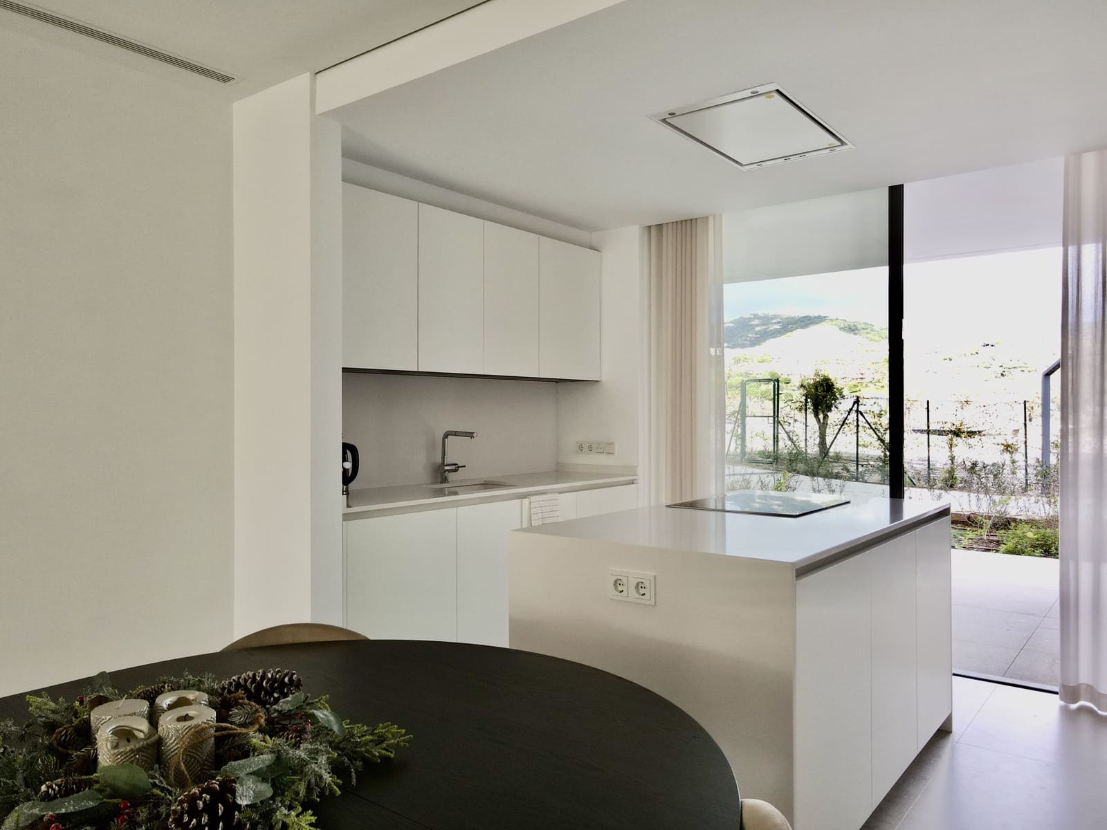 2 quarto Apartamento para venda em Benahavis com piscina garagem - 725 000 € (Ref: 7287095)