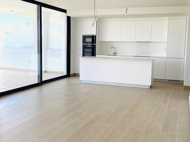 3 makuuhuone Huoneisto myytävänä paikassa Fuengirola mukana uima-altaan 
autotalli - 730 000 € (Ref: 7449897)