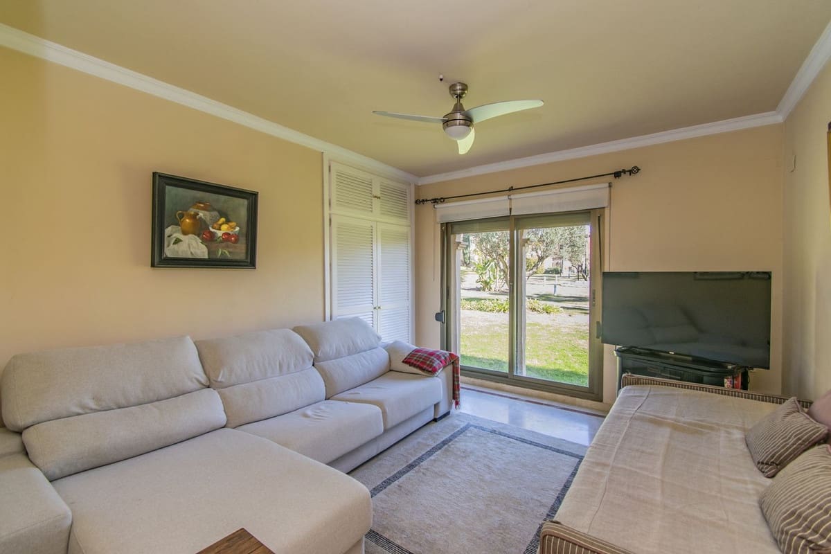 4 makuuhuone Huoneisto myytävänä paikassa Estepona mukana uima-altaan 
autotalli - 455 000 € (Ref: 7692228)