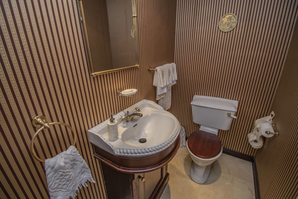 4 makuuhuone Huoneisto myytävänä paikassa Estepona mukana uima-altaan 
autotalli - 455 000 € (Ref: 7692228)