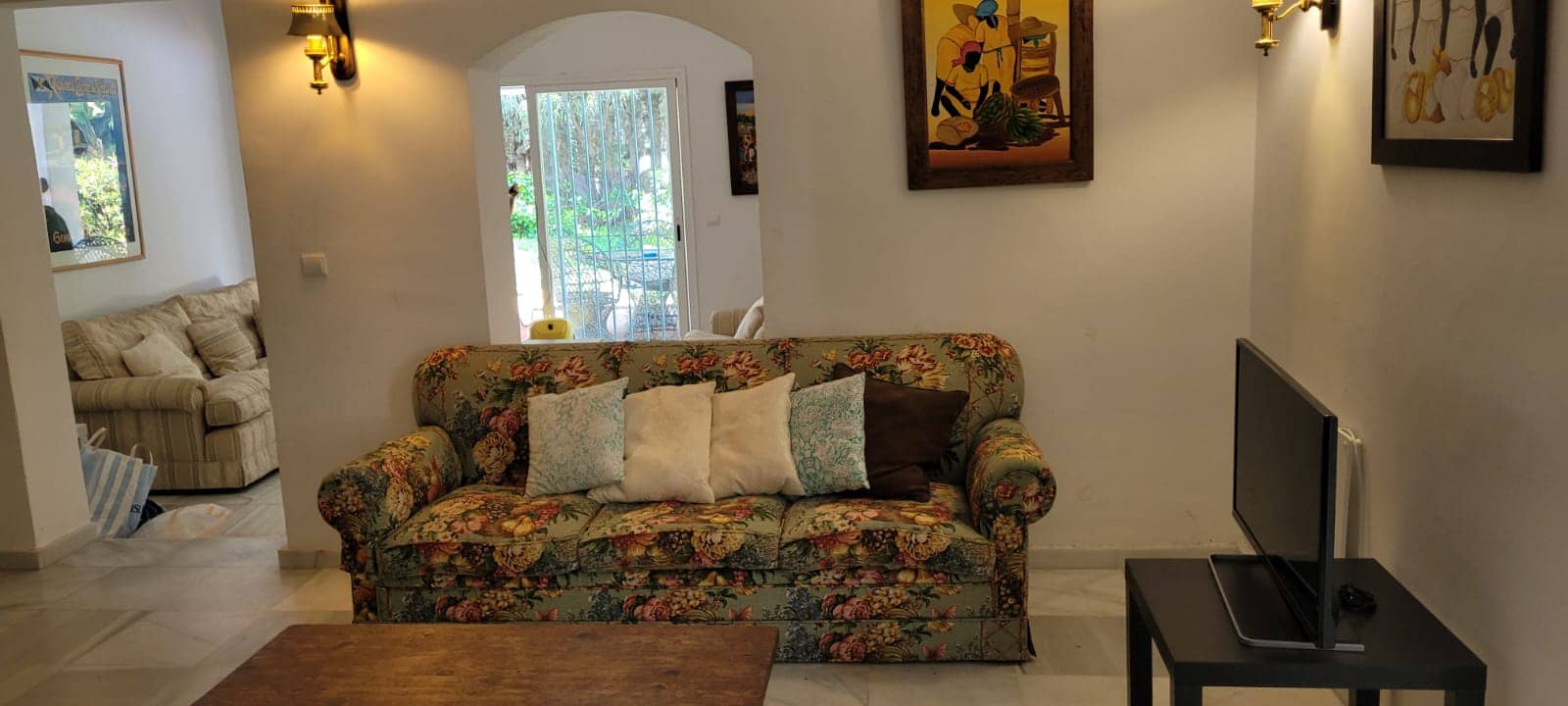 4 soveværelse Villa til salg i Marbella med swimmingpool garage - € 925.000 (Ref: 8015034)