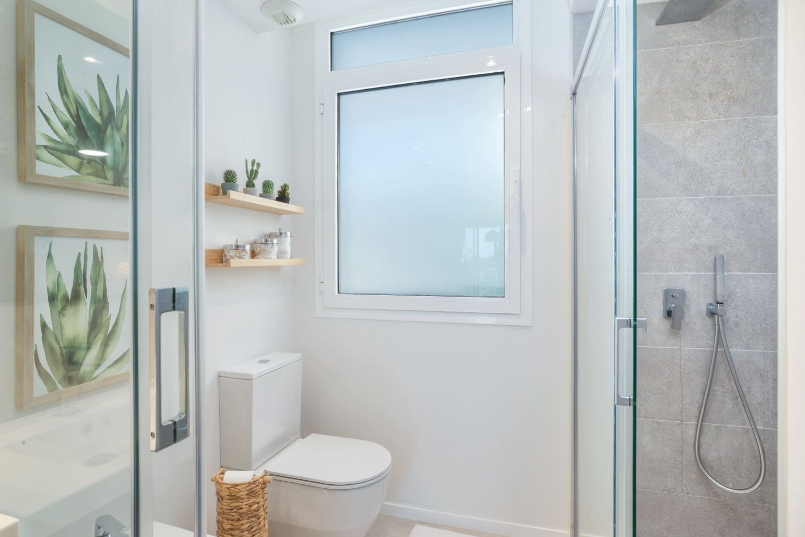 3 makuuhuone Huoneisto myytävänä paikassa La Cala de Mijas mukana uima-altaan 
autotalli - 649 000 € (Ref: 8226864)