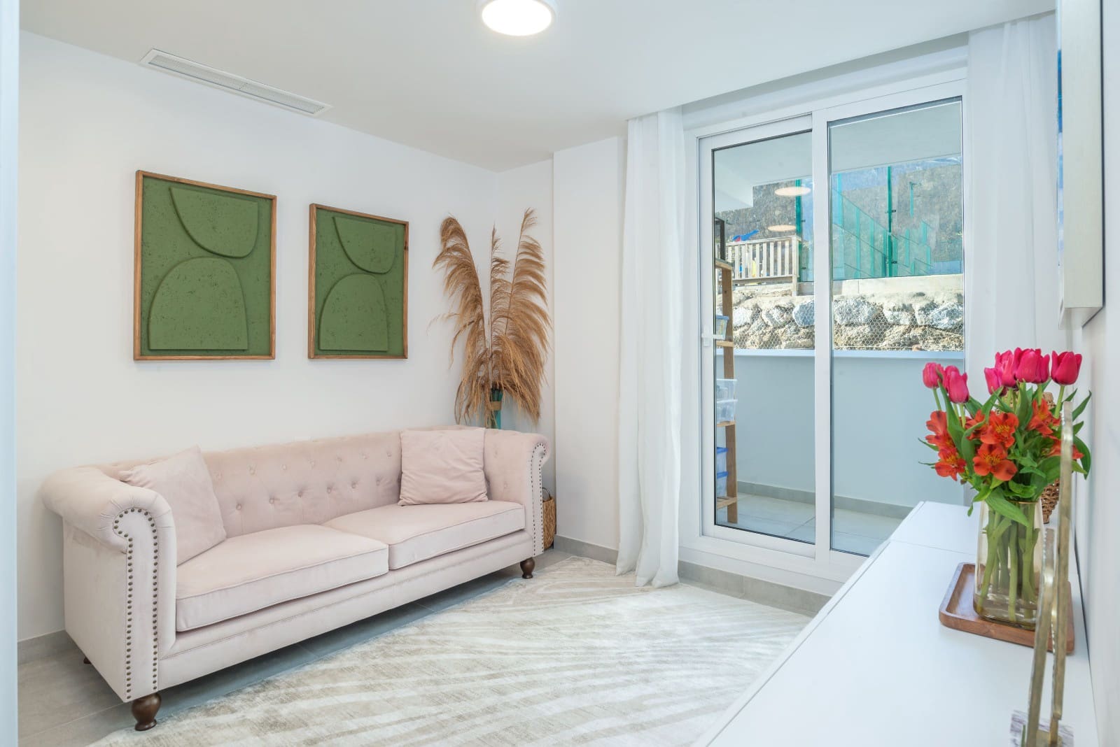 3 makuuhuone Huoneisto myytävänä paikassa La Cala de Mijas mukana uima-altaan 
autotalli - 649 000 € (Ref: 8226864)