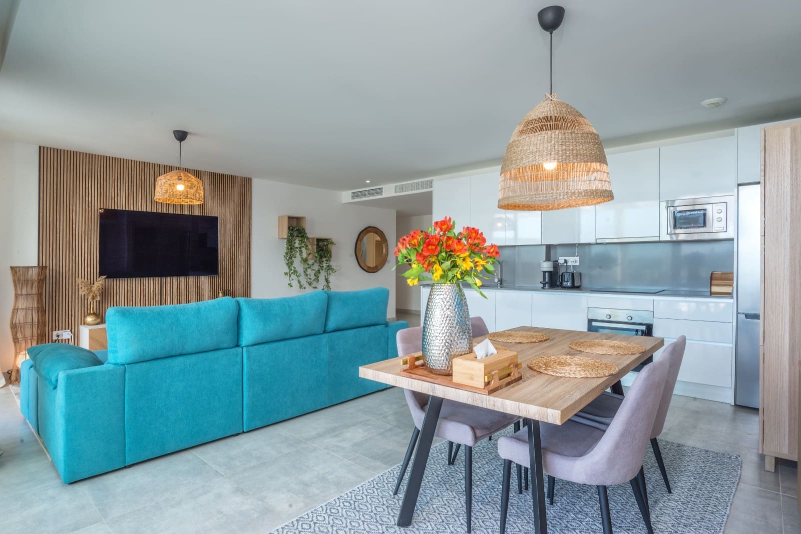 3 makuuhuone Huoneisto myytävänä paikassa La Cala de Mijas mukana uima-altaan 
autotalli - 649 000 € (Ref: 8226864)