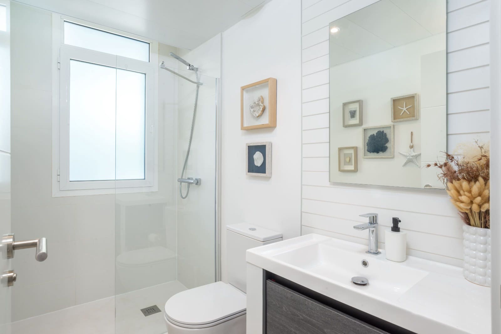 3 makuuhuone Huoneisto myytävänä paikassa La Cala de Mijas mukana uima-altaan 
autotalli - 649 000 € (Ref: 8226864)