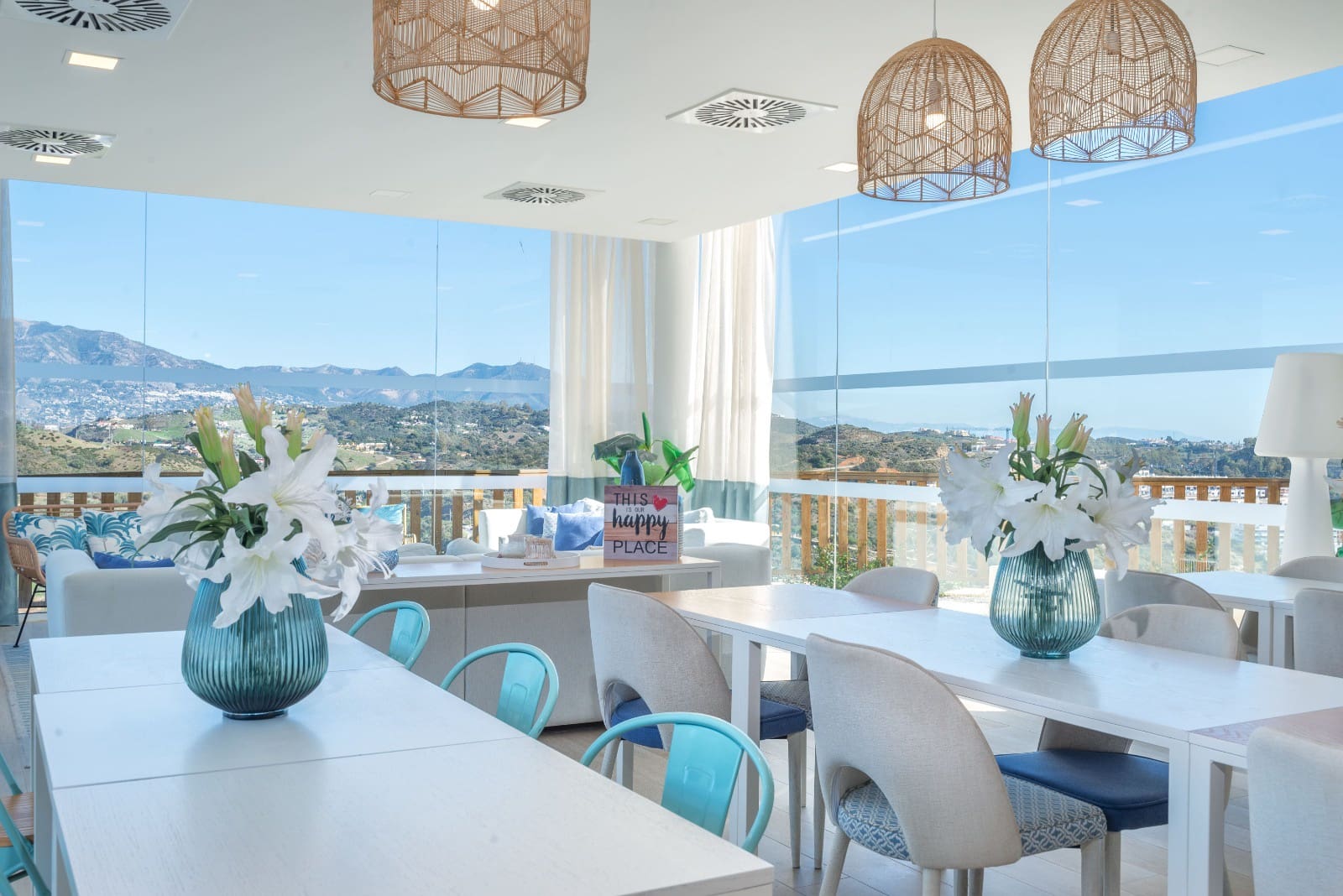 3 makuuhuone Huoneisto myytävänä paikassa La Cala de Mijas mukana uima-altaan 
autotalli - 649 000 € (Ref: 8226864)