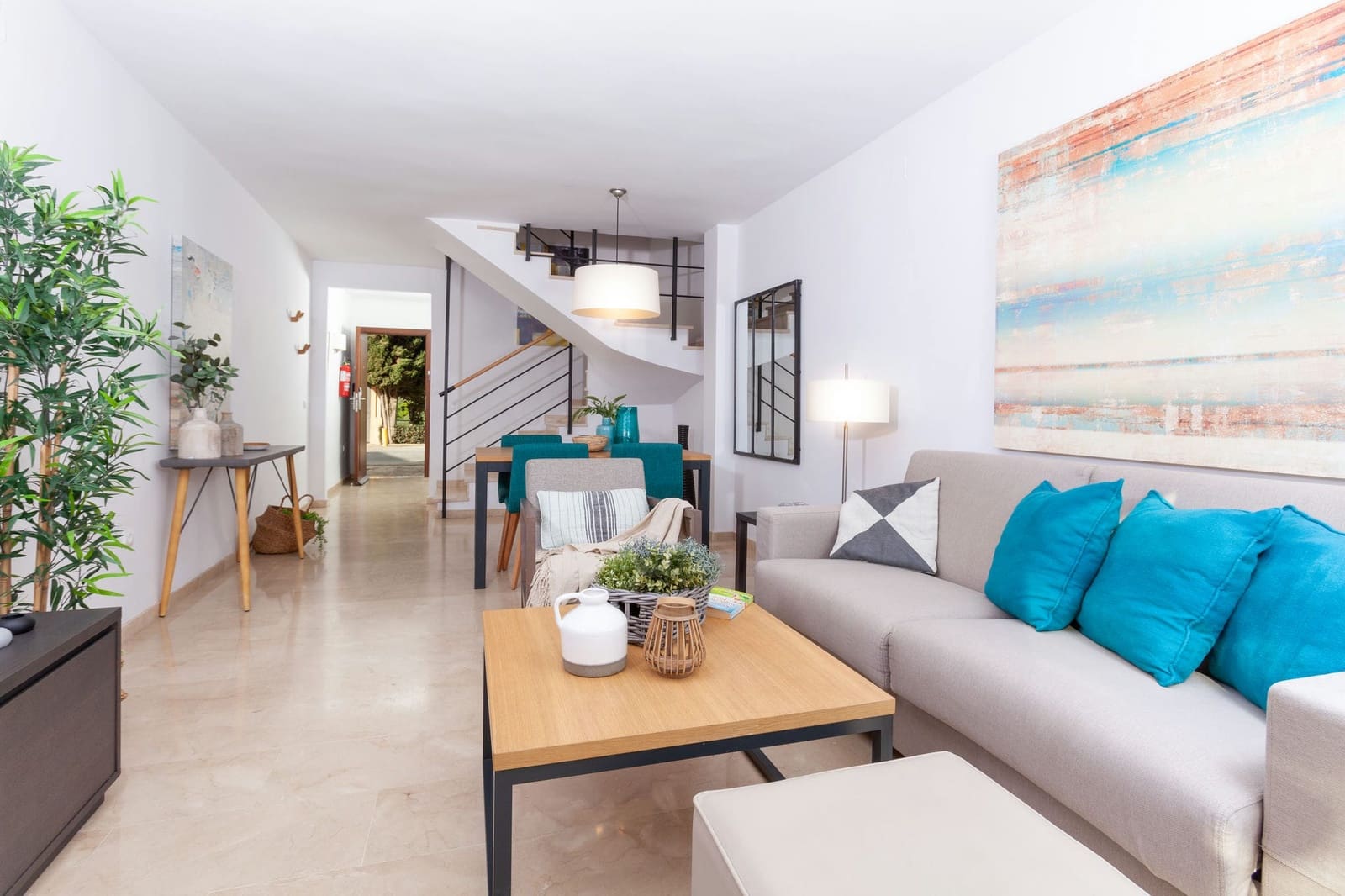 2 bedroom Townhouse for sale in Mijas Costa with pool - € 320,000 (Ref: 8436081)