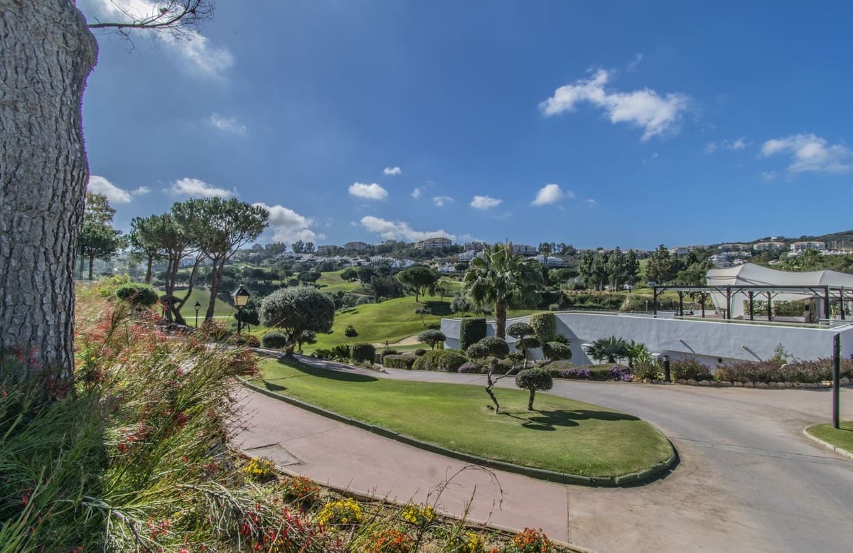 3 soveværelse Penthouse til salg i La Cala Golf med swimmingpool garage - € 525.000 (Ref: 8609387)