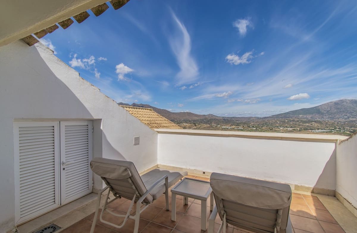 3 soveværelse Penthouse til salg i La Cala Golf med swimmingpool garage - € 525.000 (Ref: 8609387)